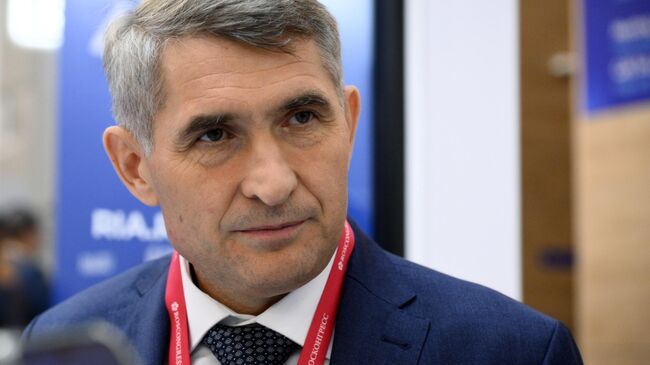 Глава Чувашской Республики Олег Николаев