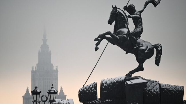 Снег в Москве