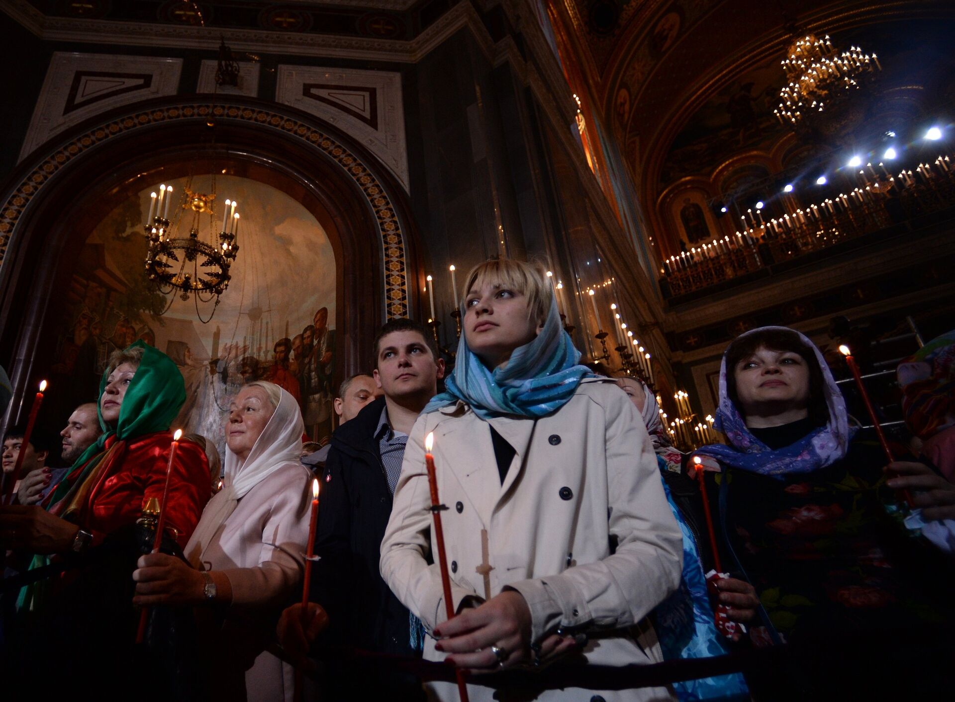 Пасхальное богослужение в храме Христа Спасителя в Москве Пасхальное богослужение в храме Христа Спасителя в Москве - РИА Новости, 1920, 05.02.2024