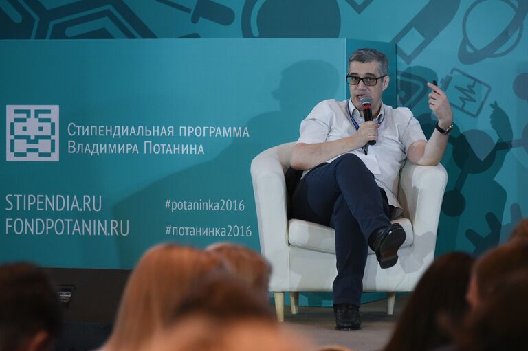 Магистр игры Что? Где? Когда? Максим Поташев рассказал слушателям об алгоритме принятия решений Магистр игры Что? Где? Когда? Максим Поташев рассказал слушателям об алгоритме принятия решений