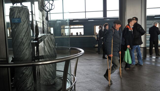 Пассажиры в московском метрополитене