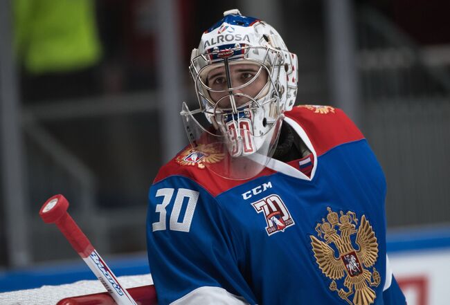 Вратарь сборной России Игорь Шестеркин