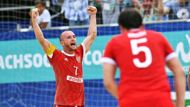 Игроки сборной России Антон Шкарин (слева) и Юрий Крашенинников